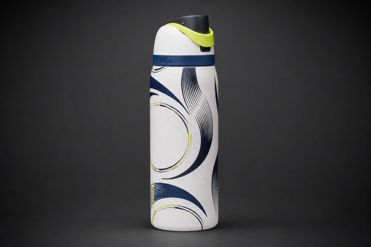 Owala FreeSip 32 oz Water Bottle - Steel the Ball (Soccer)